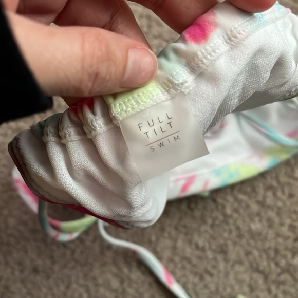 “Full Tilt- String thong Bikini size small” - Picture 3 of 4